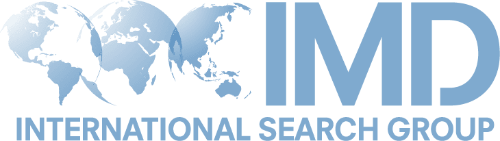 A blue globe is in front of the international search logo.